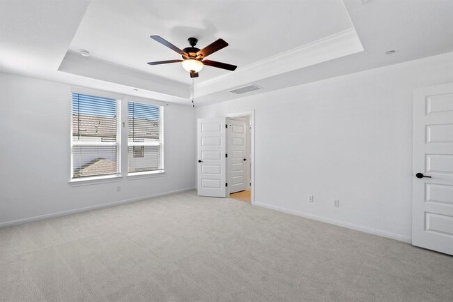 Building Photo - 2725 Woodall Dr