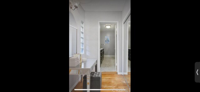 Building Photo - 4922 Hayvenhurst Ave