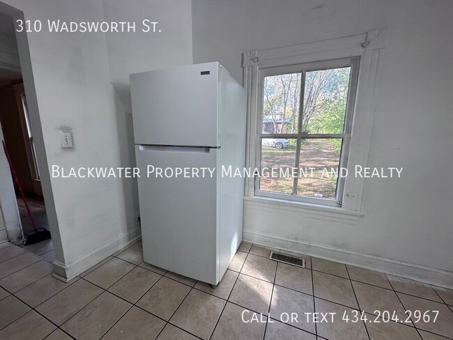 Building Photo - 310 Wadsworth St