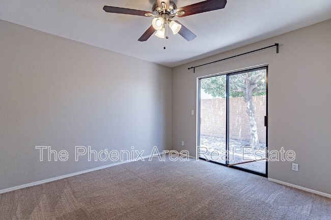 Building Photo - 735 N Tangerine Dr