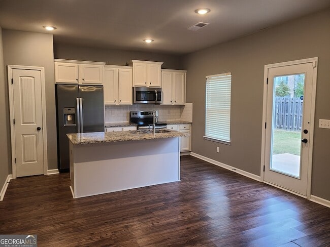 Building Photo - 11906 Brightside Pkwy