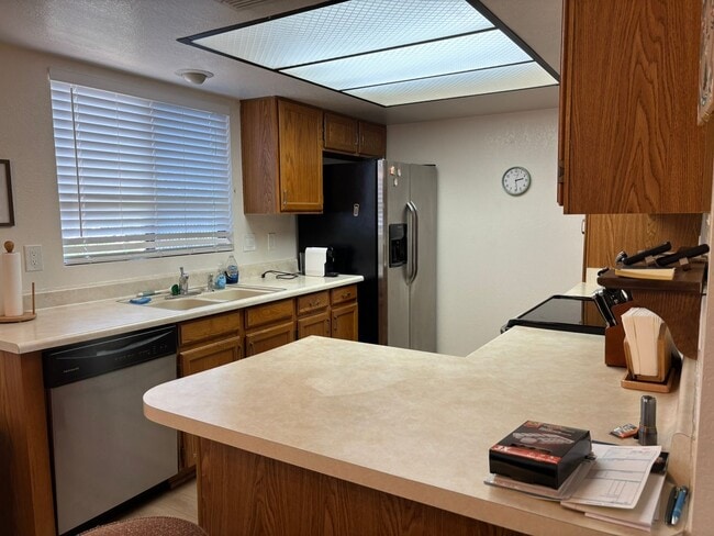 Building Photo - Lovely 3 bedroom 2 bath home in the grass in Leisure World a 45+ Active Adult Resort Community. M...