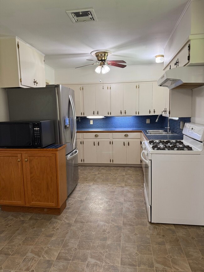 Building Photo - 510 Wilmuth St