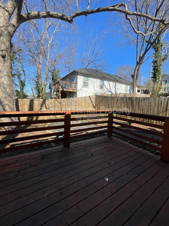 Building Photo - 301 Fletcher St SW