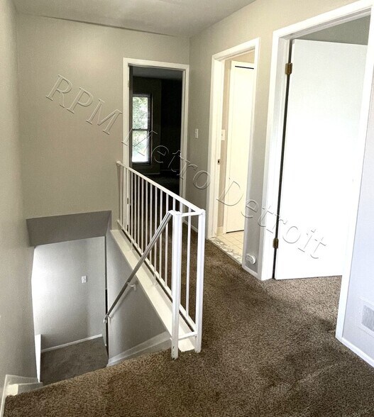 Building Photo - 23560 Lahser Rd