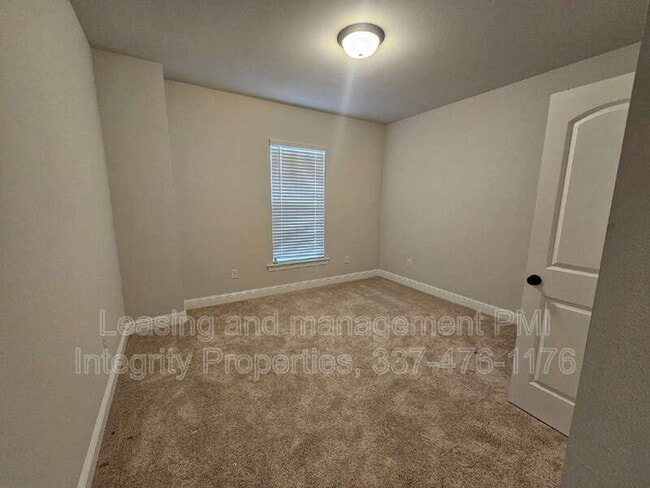 Building Photo - 26063 Purdy Ave