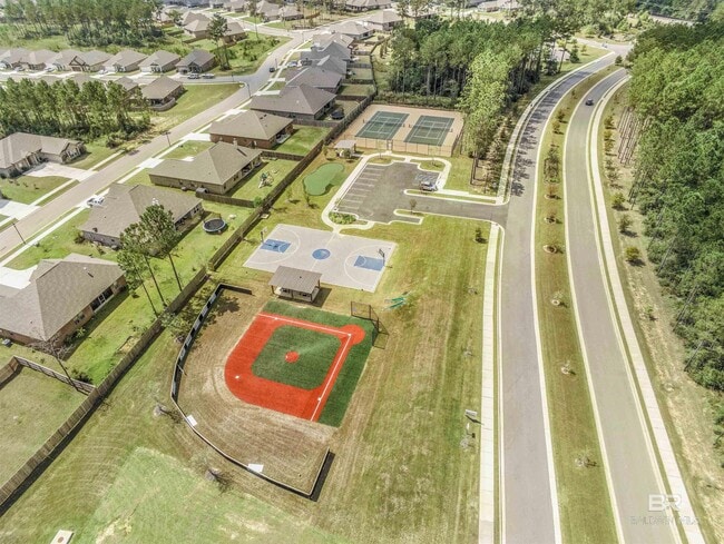 Building Photo - 13137 Cavalier St