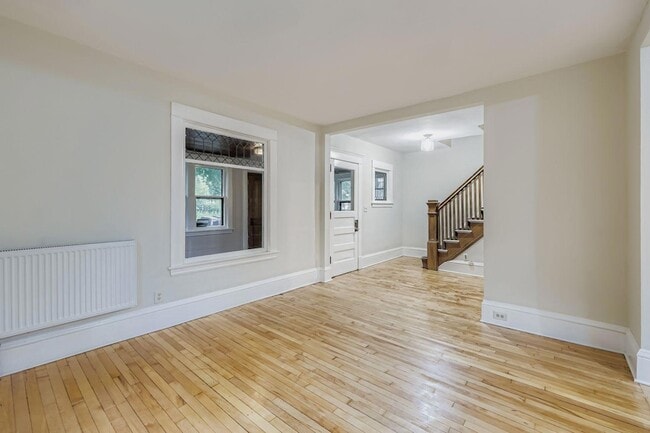 Building Photo - 2939 Russell Ave N