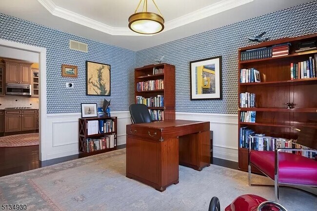 Building Photo - 25 Woodstone Cir