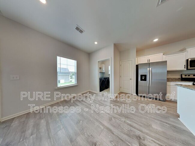 Building Photo - 400 Zeffer Ct