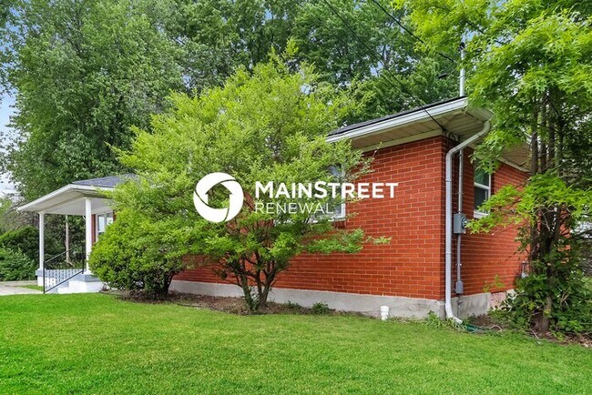 Building Photo - 3 Bedroom Pet-Friendly Home in Louisville,...