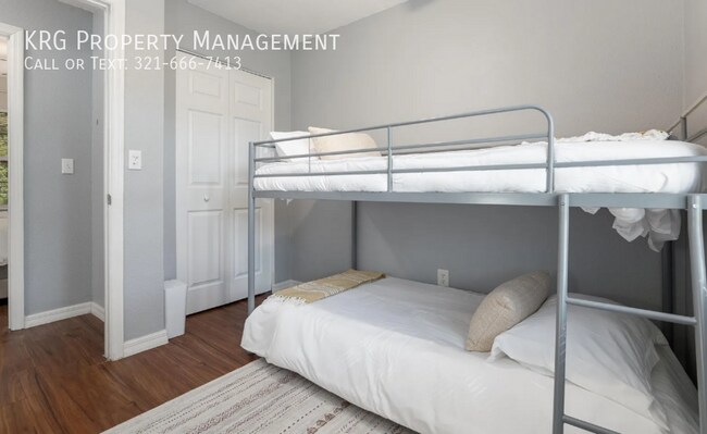 Building Photo - 5600 NE 32nd St