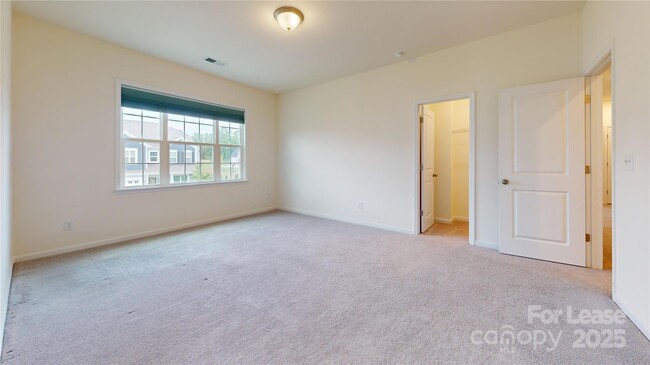 Building Photo - 3719 Wave Rock Ct