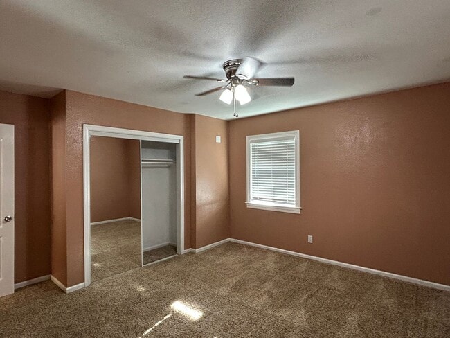 Building Photo - 1972 Fogg Ave