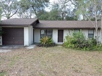 Building Photo - 670 SW Cardinal Dr