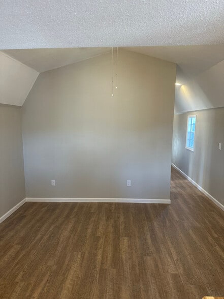 Building Photo - 1536 New Friendship Rd