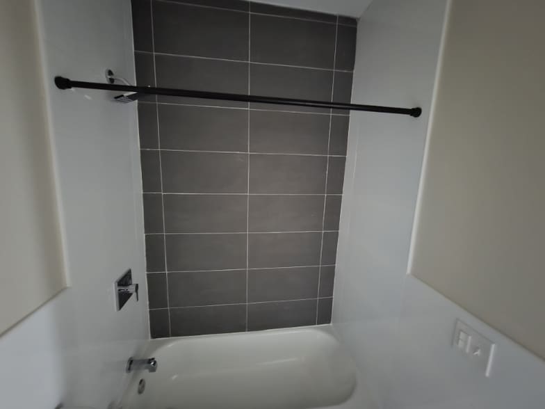 Building Photo - 201 Maple Ave