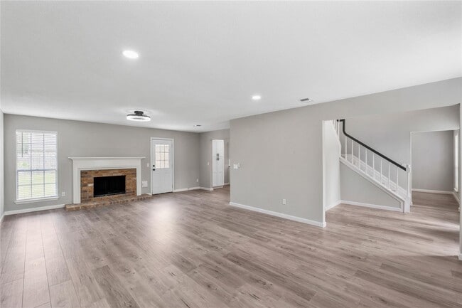 Building Photo - 4523 Waterfall Way