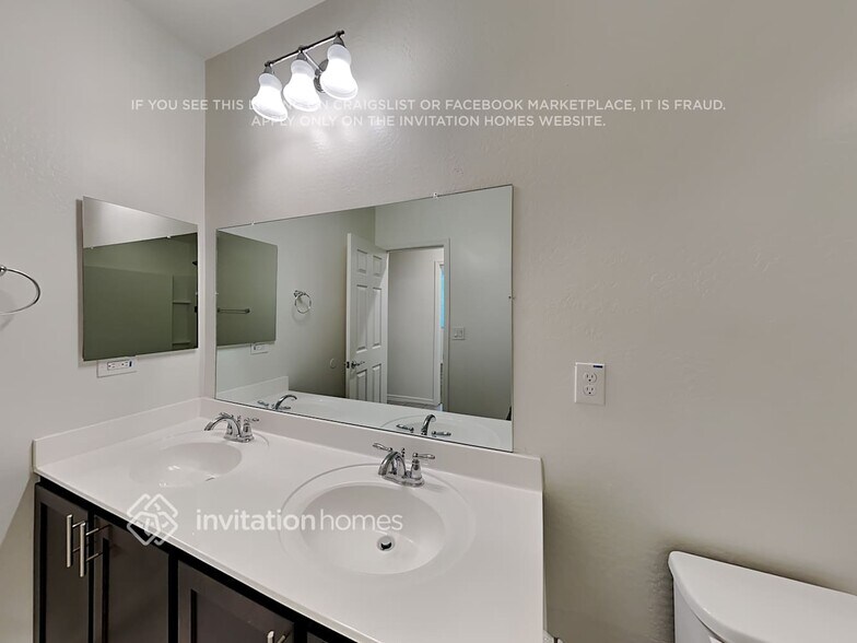 Building Photo - 19184 W Harrison St