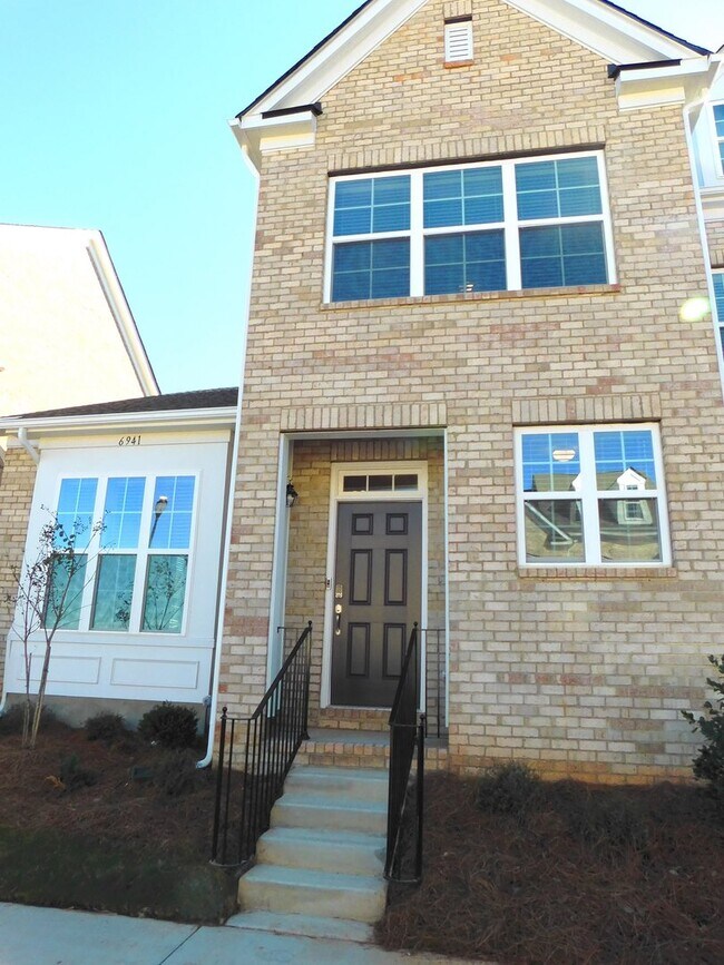 Building Photo - Luxury Townhome In Rea Farms Near Waverly!...