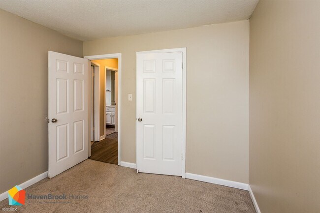 Building Photo - 3 br, 2 bath House - 814 Hackberry Dr