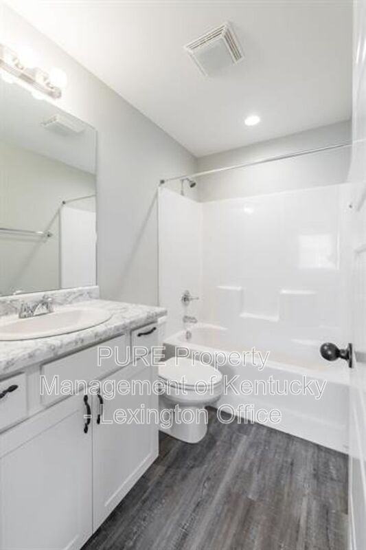 Building Photo - 7100 Ransom Way