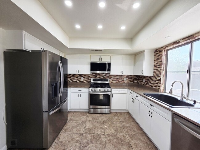 Building Photo - 4028 Zapotec Way