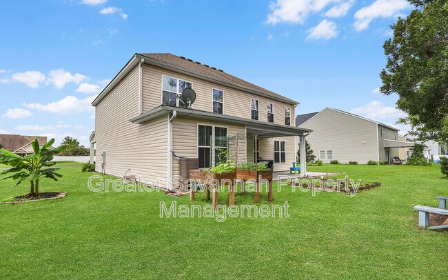 Building Photo - 113 Greystone Dr