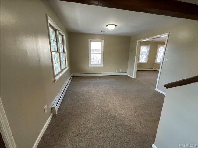 Building Photo - 32 Prairie Ave