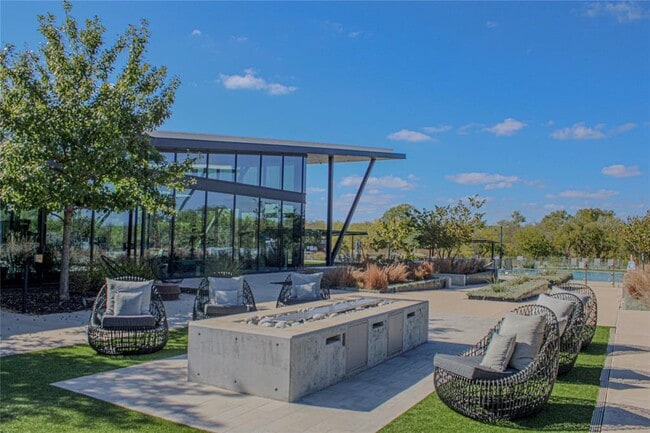 Building Photo - 7113 Sienna Rouge Path