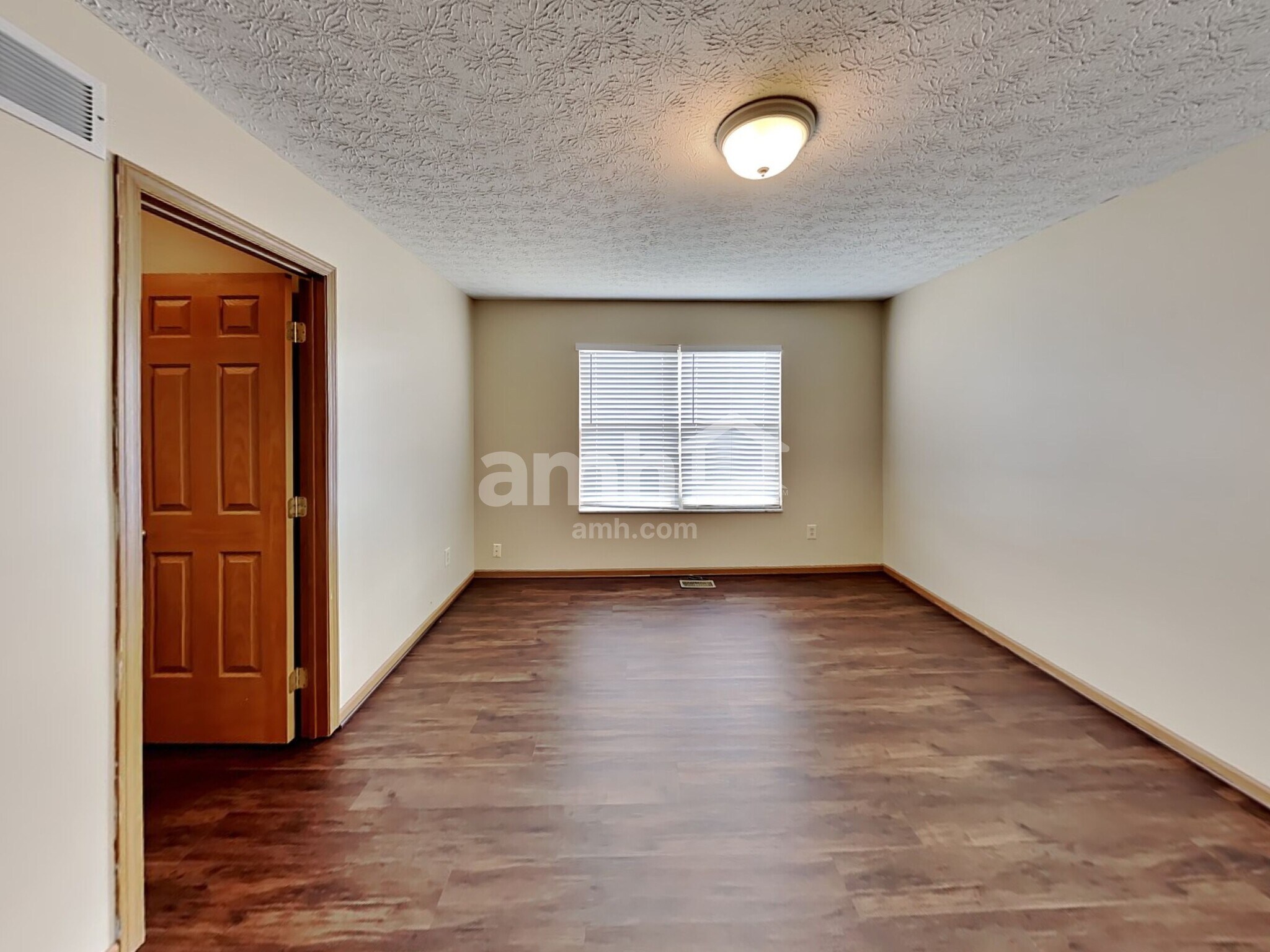 Building Photo - 5734 Cedar Lawn Dr
