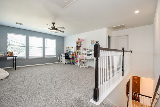 Building Photo - 6111 Harvest Terrace Ct