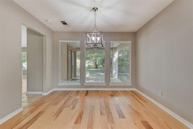 Building Photo - 2569 Castle Cir