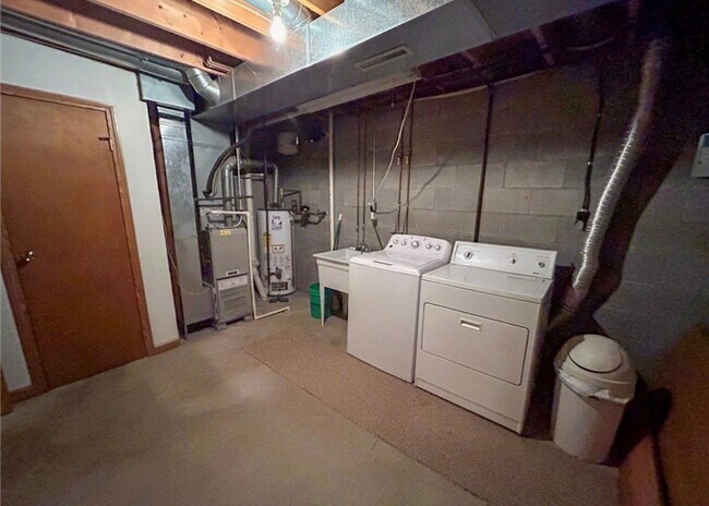 Building Photo - 3314 Woodland Trail