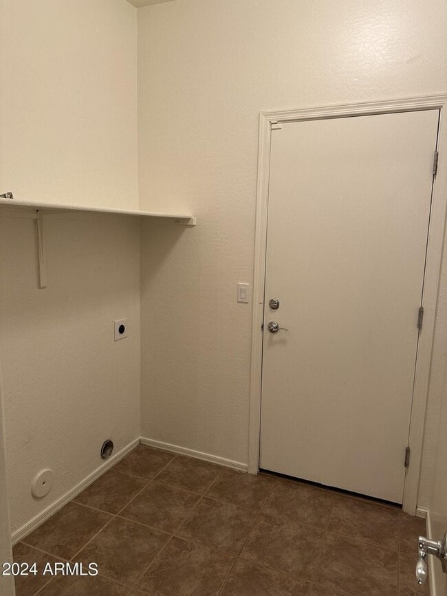 Building Photo - 3 BEDROOM IN THE VILLAGES AT RANCHO EL DORADO - MARICOPA