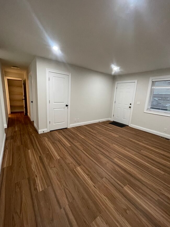 Building Photo - 2400 Windage Dr