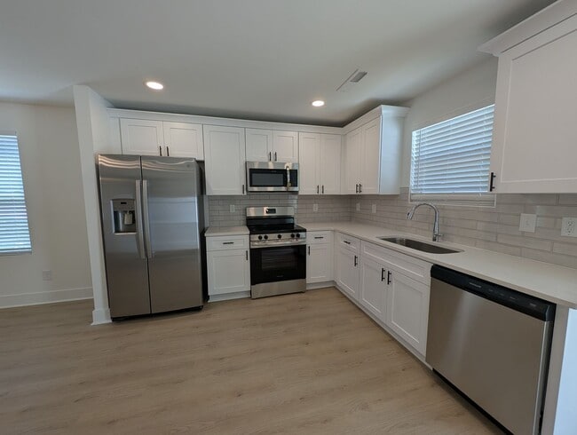 Building Photo - Newly built 2 story, 3 bedroom, 2.5 bath duplex located in Kannapolis!