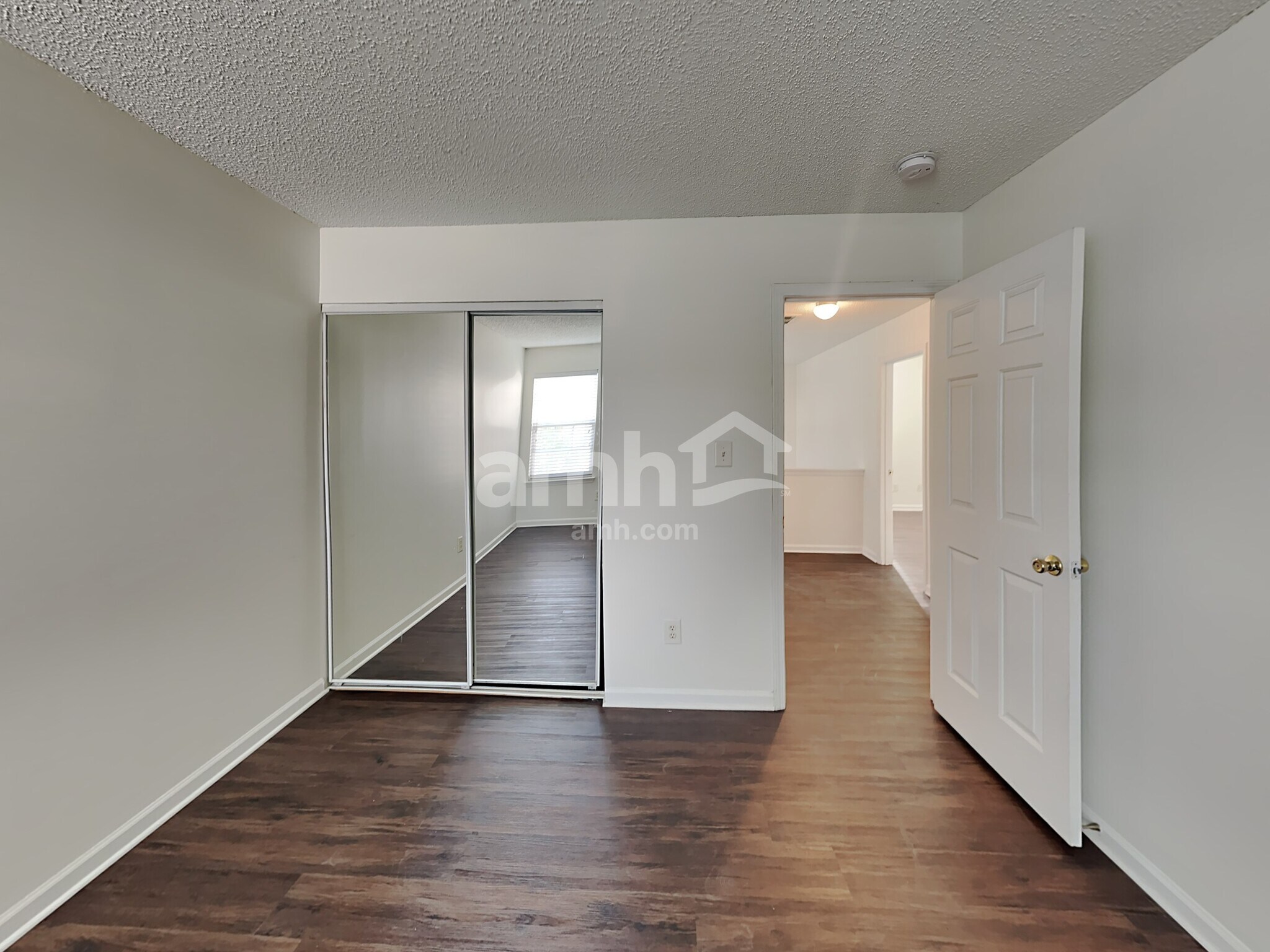 Building Photo - 10502 Plantain Ct