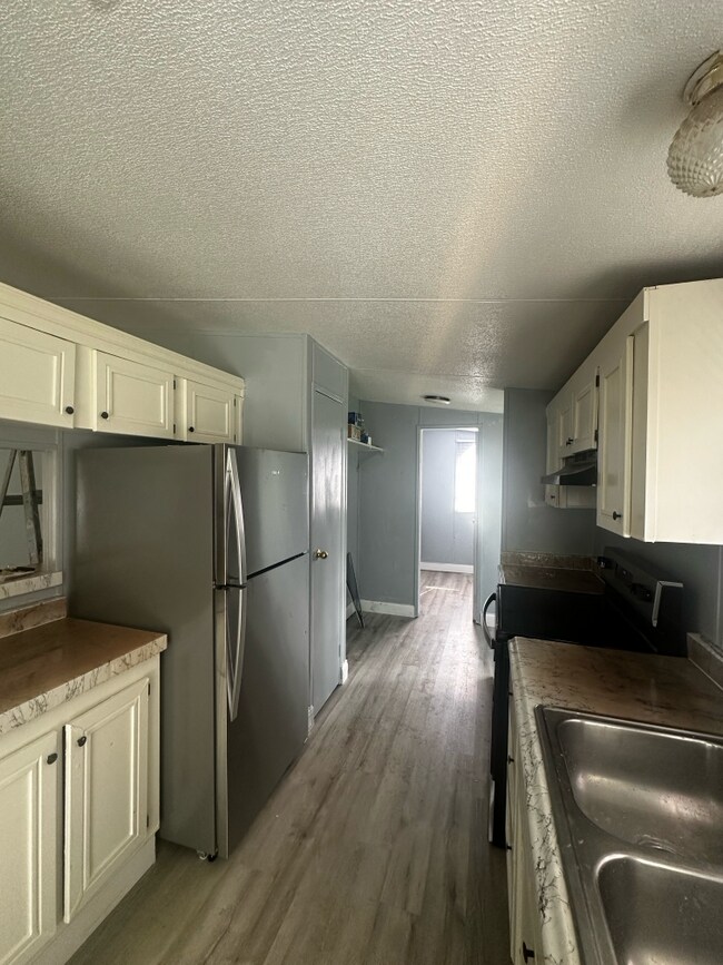 Building Photo - 1060 Piercewood Pt