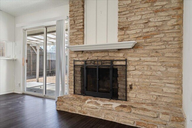 Building Photo - 12306 Hickorystick Cove