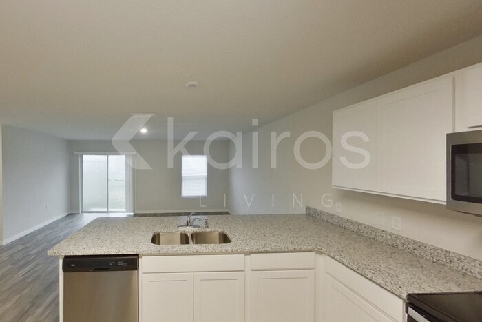 Building Photo - 8035 100th Ave