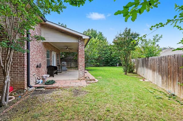 Building Photo - 8660 Lariat Cir