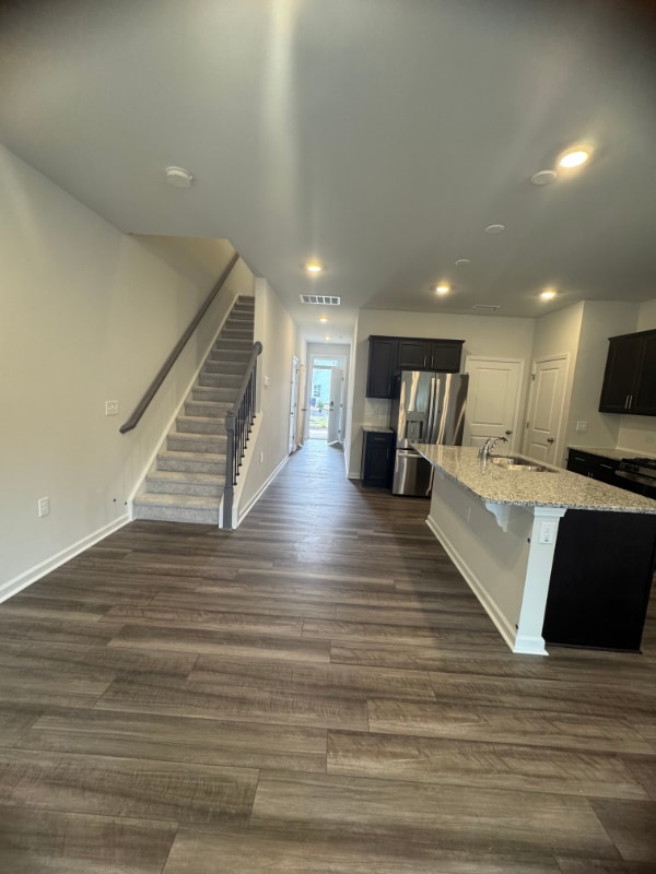 Building Photo - 287 Peebles Dr