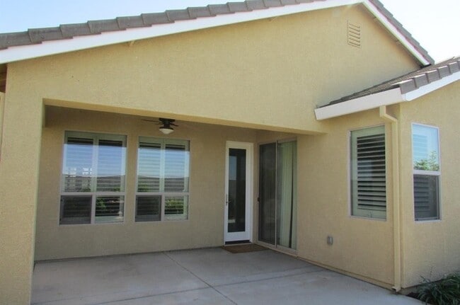 Building Photo - Home in Crocker Ranch gated community.