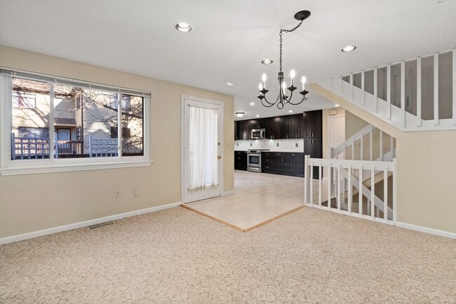 Building Photo - 93 Spyglass Hill Dr