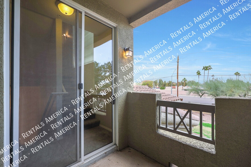 Building Photo - 18250 N Cave Creek Rd