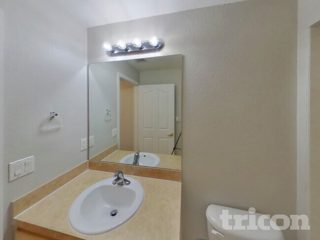 Building Photo - 4151 Candler Ave