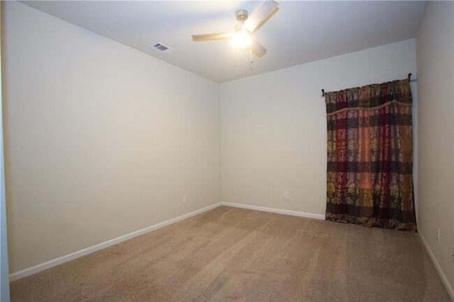 Building Photo - 793 Kaitlyn Dr