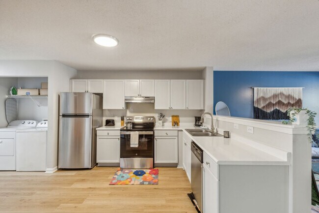 Building Photo - 3504 Carlson Bay Ct
