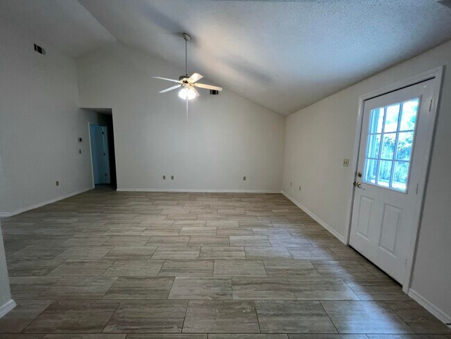 Building Photo - 71 Olde Cypress Cir NW
